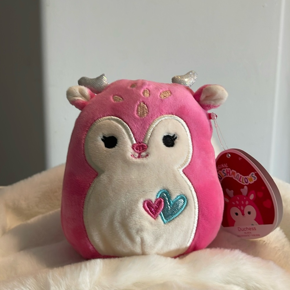 Squishmallow Duchess Valentine’s Deer 5”